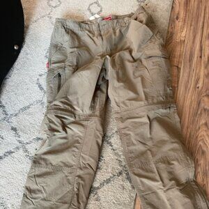 Mens Craghopper hiking pants. New with Tags. 30 x 30
